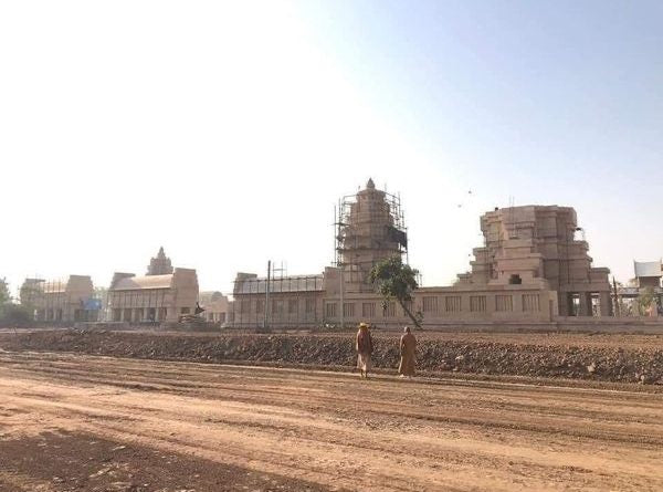 Social Media Outraged By Thai Angkor Wat Copy Construction