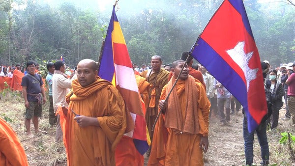 Monks Hold Ceremony To Protect Cambodian Forest