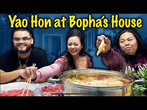 Hella Chluy &#8211; Yaohon Mukbang (Cambodian Hotpot) at Bopha's house